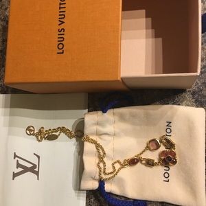 Authentic Louis Vuitton Colourgram necklace